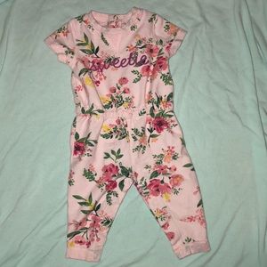 Carters 6 month baby jumpsuit!💗